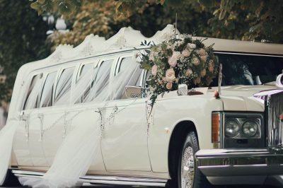 The Benefits Of Hiring A Limousine For Your Wedding Day
